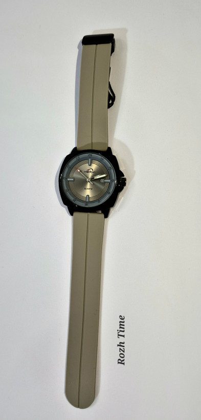 ساعت صفحه گرد دوقاب HERYI بند سیلیکونی قفل مگنتی طوسی