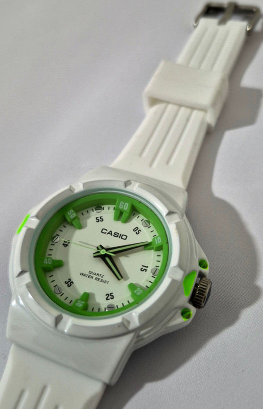 ساعت اسپرت کاسیو G SHOCK (جی شاک) بند رابر - سفید