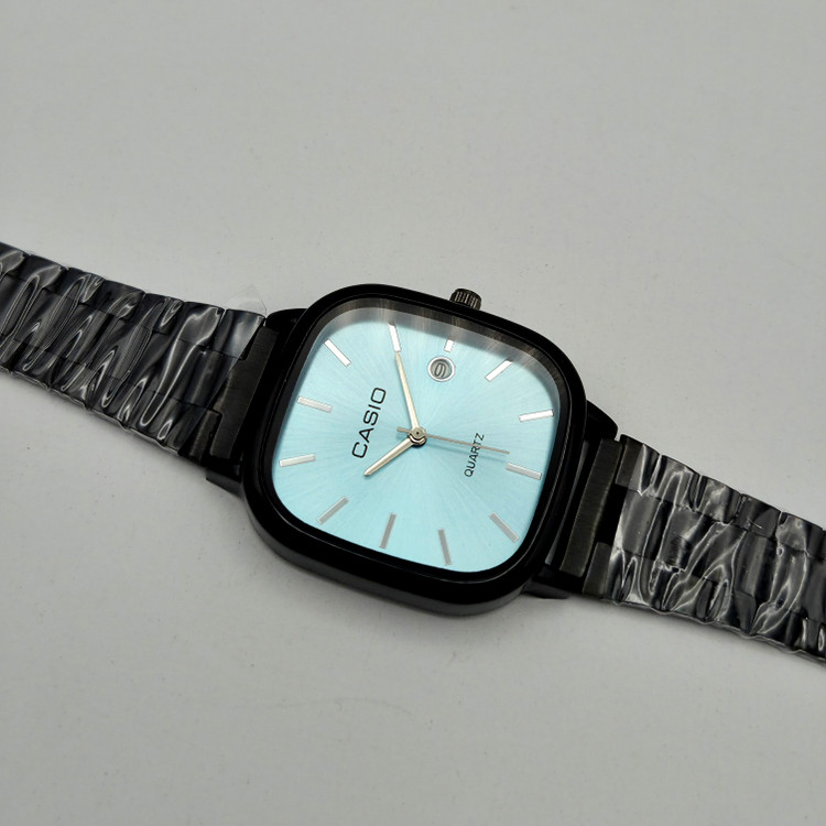 ساعت کاسیو مربعی