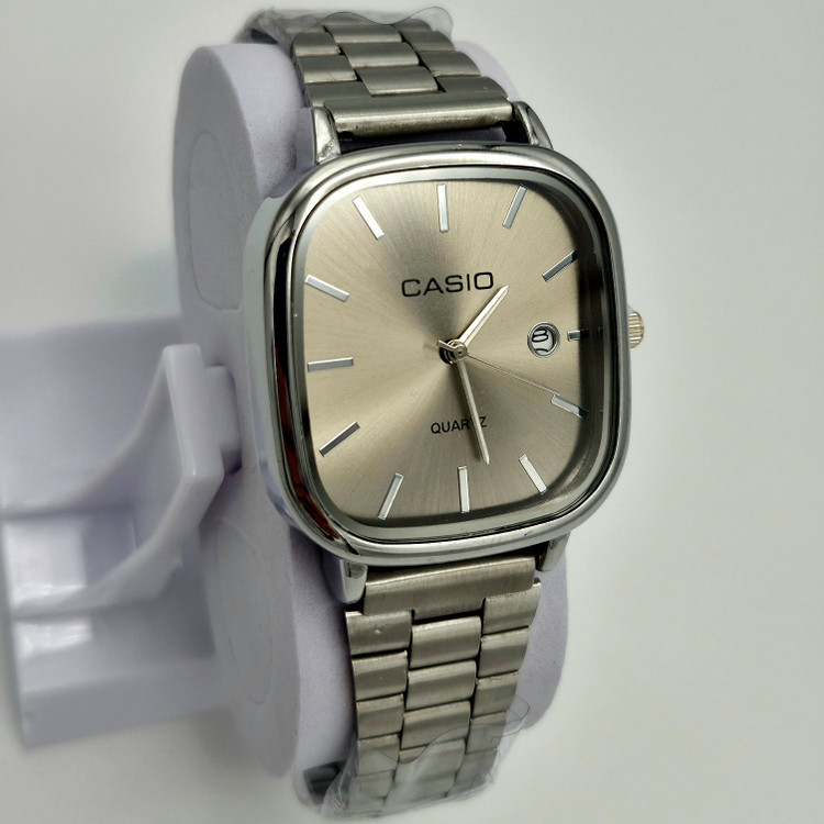 ساعت کاسیو مربعی